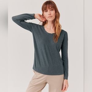 Pact Featherweight Slub Relaxed Top in Ore